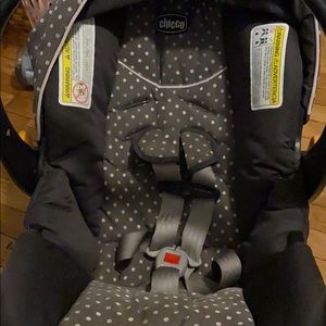 Chicco infant Car seat and base